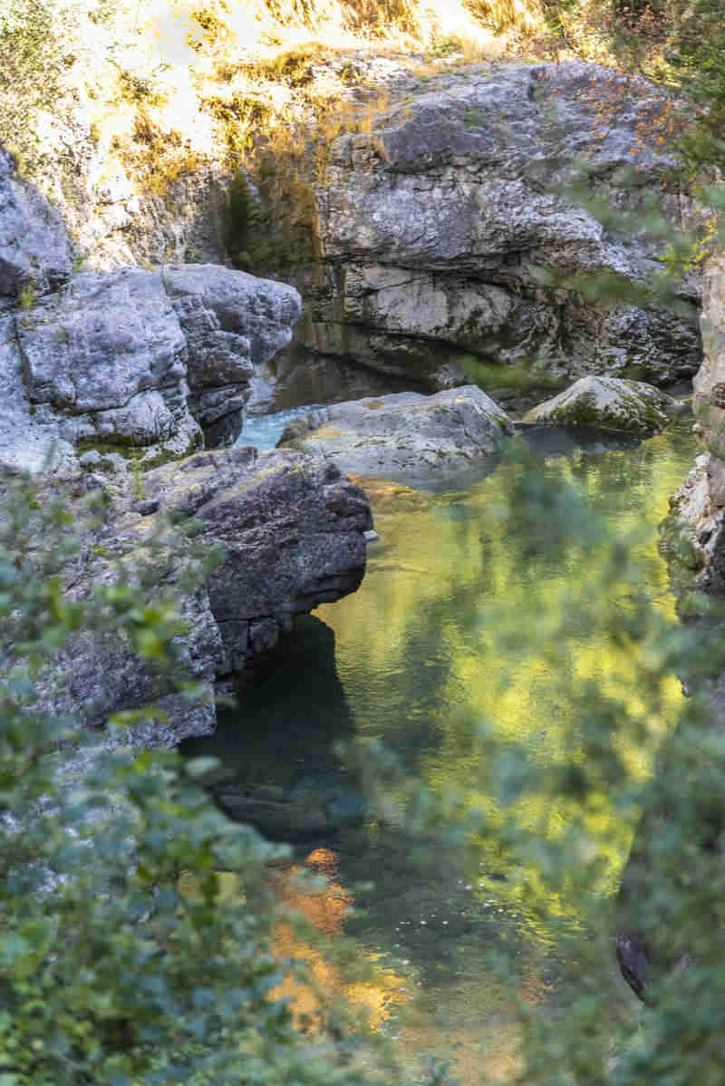 Huesca - parque nacional de Ordesa y Monte Perdido - valle de Añisclo 17 - cañon de Añisclo - desfiladero de las Cambras.jpg